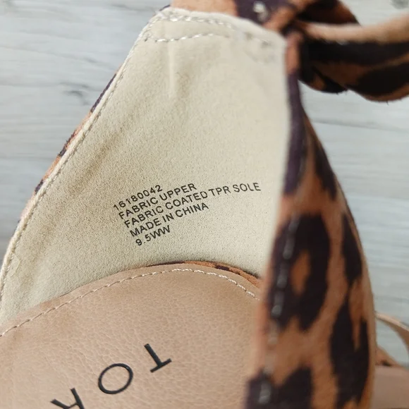 Sold-Torrid heels women's 9.5WW leopard print block - Picture 7 of 11